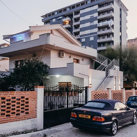 Apartments Mehmeti Vlorë エクステリア 写真