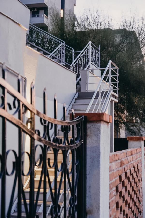 Apartments Mehmeti Vlorë エクステリア 写真