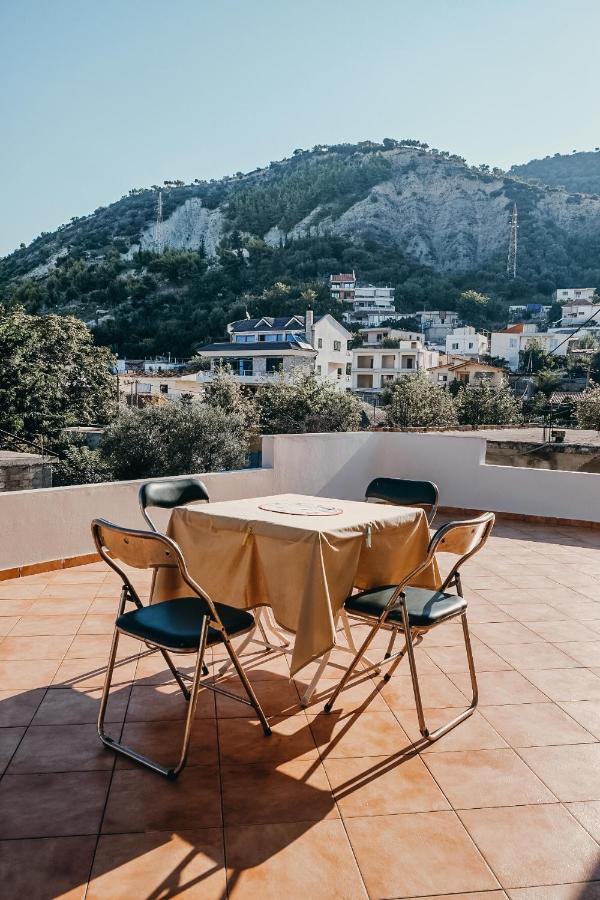Apartments Mehmeti Vlorë エクステリア 写真